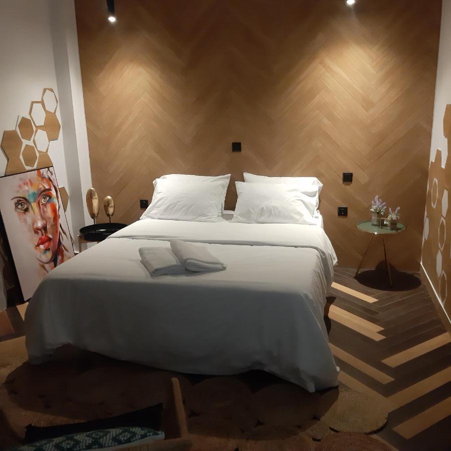 Sroom